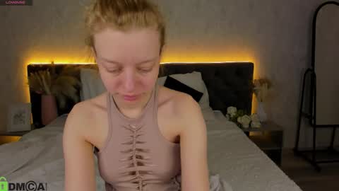 michelle_blond online show from 03/07/26, 10:45