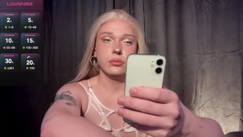 michelle_jacksonn online show from 02/26/26, 07:18