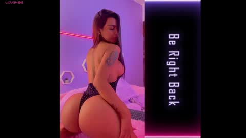 Snapshot of michelle_madson_ chatting on 02/05/25, 12:49 michelle_madson_ online show from 02/05/25, 12:49