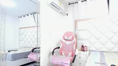 michelleblair1 online show from 03/20/26, 01:27