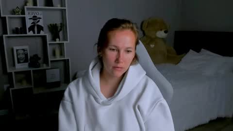 MichelleOrtis online show from 04/22/26, 02:25