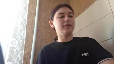 Snapshot of michellepoll chatting on 03/02/26, 10:33 Leila online show from 03/02/26, 10:33