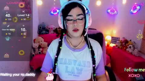 Snapshot of michellevanss22 chatting on 10/09/25, 09:13 online show from 10/09/25, 09:13