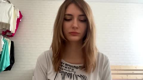 Jenny online show from 03/27/26, 08:59