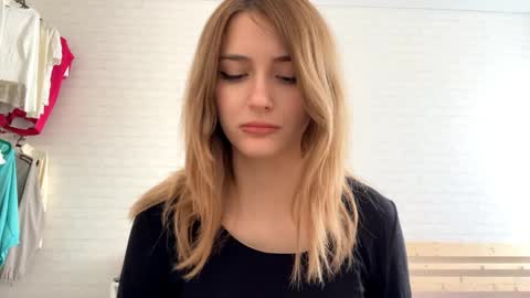 Jenny online show from 04/04/26, 08:56