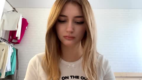 Jenny online show from 05/19/26, 12:22