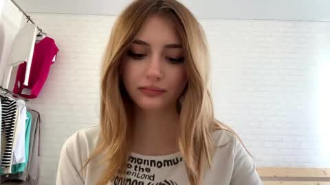 Jenny online show from 05/29/26, 11:52