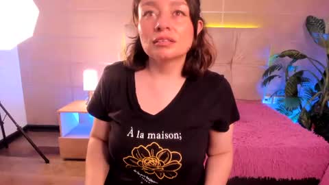 michonne_09 online show from 06/15/26, 09:17