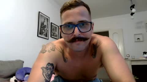 Mich Robinson online show from 08/04/26, 10:34