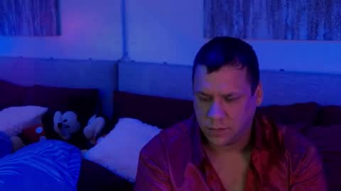 Mickey online show from 01/20/25, 02:43