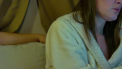 Snapshot of mickeyshyne69 chatting on 06/15/26, 05:09 Mickey online show from 06/15/26, 05:09