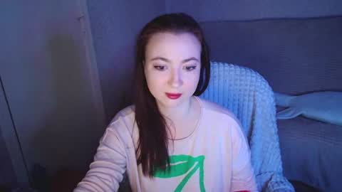 Snapshot of mickywood chatting on 10/04/25, 05:55 Micky online show from 10/04/25, 05:55