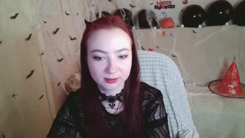 Snapshot of mickywood chatting on 11/01/25, 08:16 Micky online show from 11/01/25, 08:16