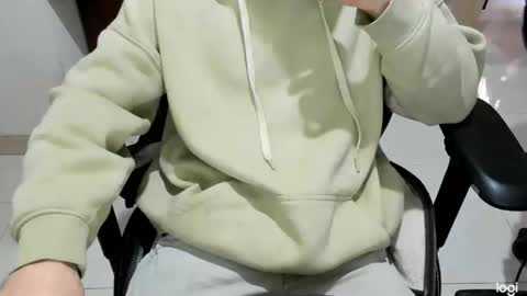 microfama00 online show from 02/22/26, 08:57