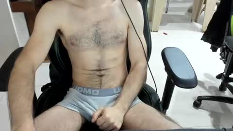 microfama00 online show from 07/21/26, 04:59