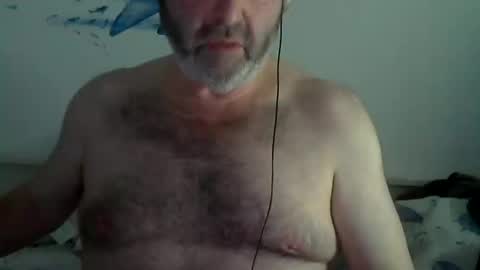 kike online show from 02/05/25, 10:22