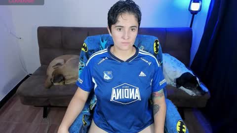 Snapshot of midnight07_ chatting on 02/09/25, 01:11 Blue online show from 02/09/25, 01:11