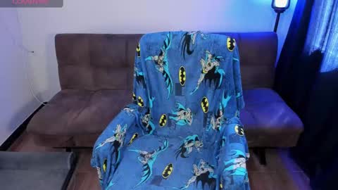 Snapshot of midnight07_ chatting on 02/15/25, 02:33 Blue online show from 02/15/25, 02:33