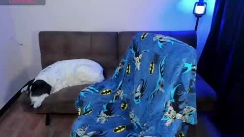 Snapshot of midnight07_ chatting on 02/26/25, 04:25 Blue online show from 02/26/25, 04:25