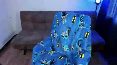 Blue online show from 03/10/25, 03:20