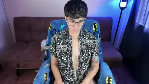 Blue online show from 03/31/26, 03:23