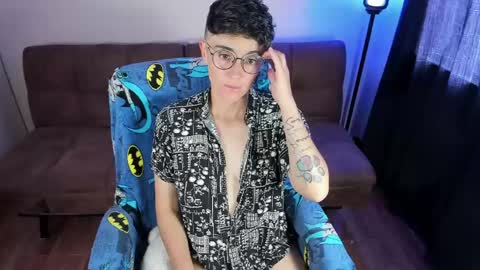 Blue online show from 05/18/26, 03:51