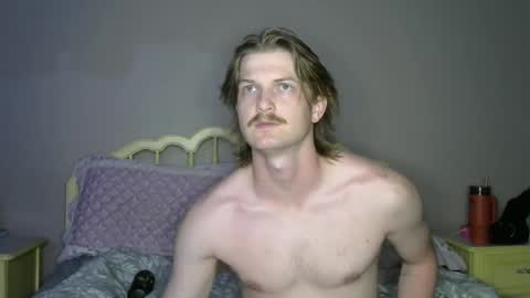 Midnight and Ivory online show from 03/31/26, 01:29