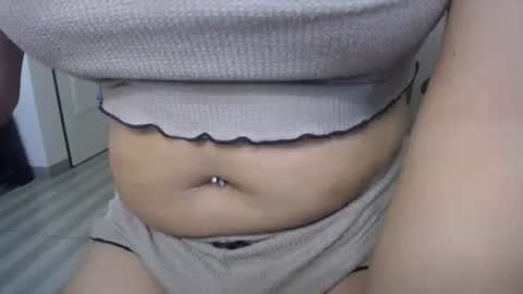 selena online show from 03/12/26, 05:57