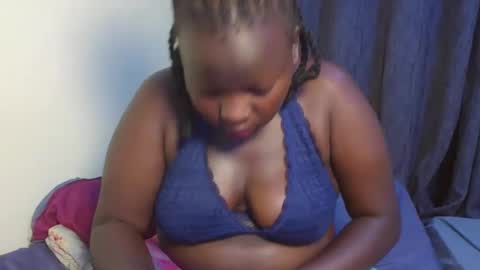 Snapshot of midnight_curves chatting on 04/12/26, 01:54 midnight_curves online show from 04/12/26, 01:54