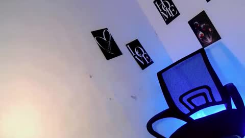 midnight_mystique18 online show from 06/09/26, 12:50