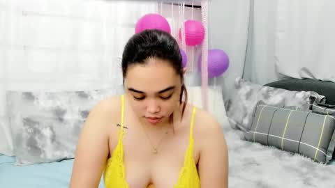 Snapshot of midnightbunny_ chatting on 10/02/25, 11:34 Bunny 3 online show from 10/02/25, 11:34