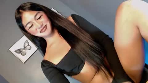 Call me Yhana online show from 05/06/26, 01:27