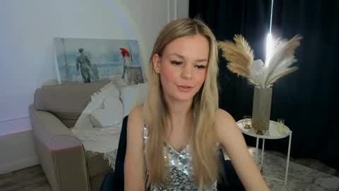 midnighteaura online show from 05/28/26, 05:05