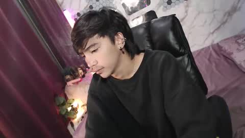 Kitty online show from 04/24/26, 09:50