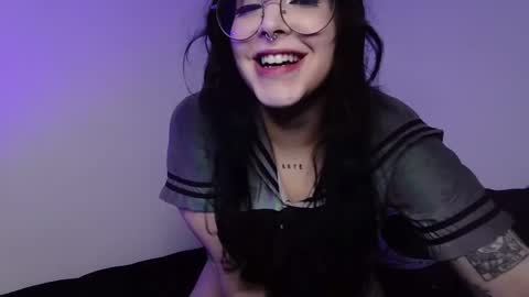 Nana online show from 10/02/25, 10:28