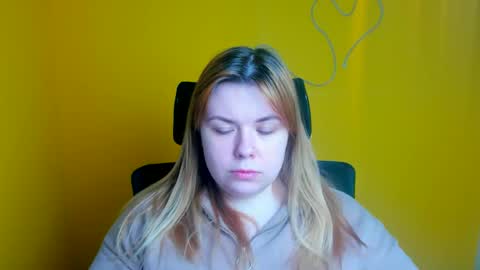 Mariana online show from 03/17/26, 12:08