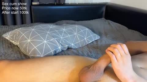 Snapshot of midnightmeld chatting on 10/22/25, 05:34 online show from 10/22/25, 05:34