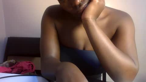 midnightt_curves online show from 07/01/26, 04:40