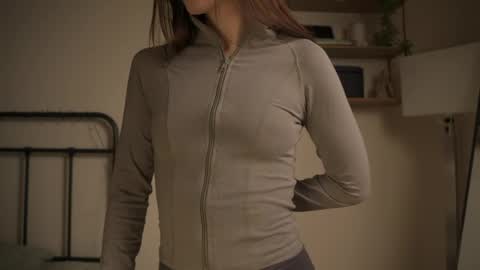 Snapshot of midori_meow_meow chatting on 04/11/26, 07:13 Sonya online show from 04/11/26, 07:13