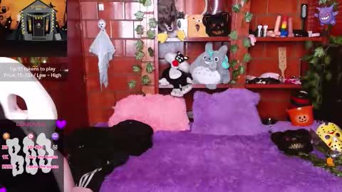 Snapshot of midoriquinn chatting on 10/28/25, 04:09 Midori 7u7 online show from 10/28/25, 04:09