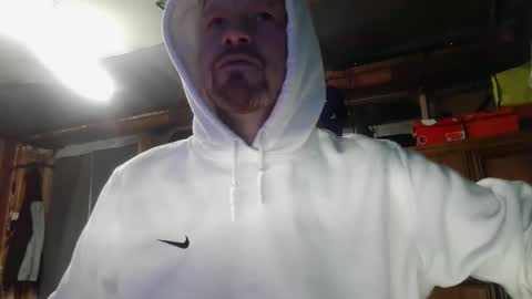 Snapshot of midtownhustler chatting on 05/07/26, 11:48 midtownhustler online show from 05/07/26, 11:48