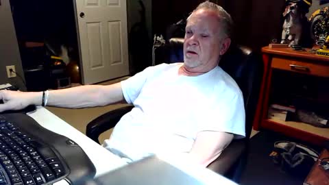 midwestdad09 online show from 03/22/26, 09:13