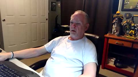 midwestdad09 online show from 04/20/26, 10:07