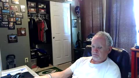 midwestdad09 online show from 05/27/26, 06:27