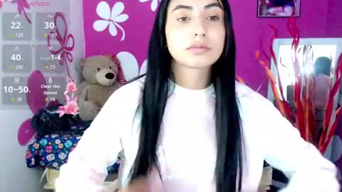Snapshot of miela_doll chatting on 07/11/26, 12:08 Nicole online show from 07/11/26, 12:08