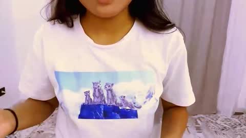 Mia online show from 01/17/26, 05:05