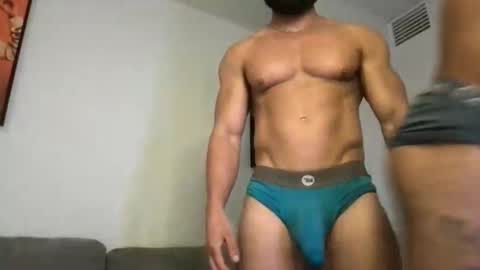 Snapshot of mightbesterling chatting on 11/05/25, 02:55 mightbesterling online show from 11/05/25, 02:55