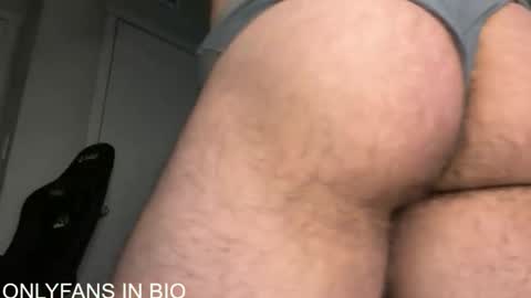 Snapshot of mightbesterling chatting on 11/19/25, 08:31 mightbesterling online show from 11/19/25, 08:31