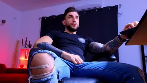 MightyAaron online show from 01/08/26, 05:48