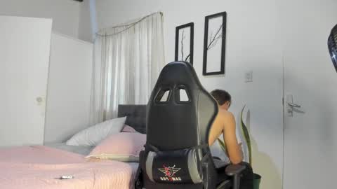 Miguel Hernandez online show from 01/22/25, 09:10